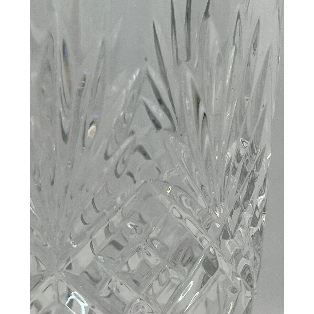 CRYSTAL CLEAR INDUSTRIES CUT 24% LEAD CRYSTAL VASE 8